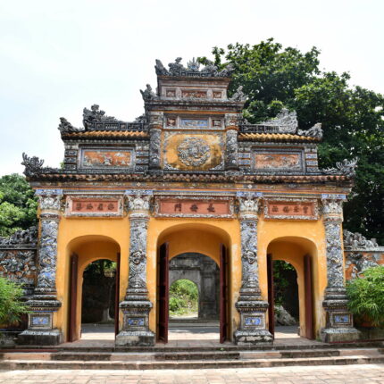 Hue, Cité Impériale (Quảng trường Ngọ Môn)