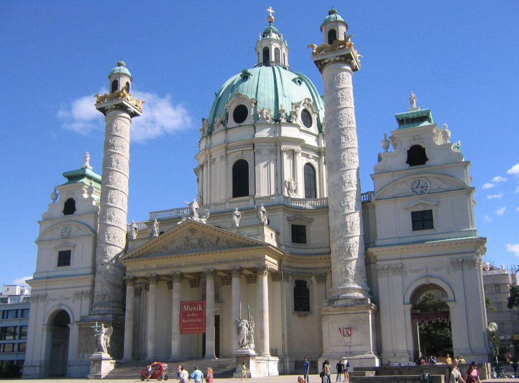 Église Saint-Charles-Borromée, Karlsplatz
