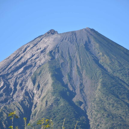 Nicragua, Ometepe, volcan Concepción