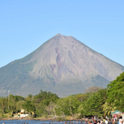 Nicragua, Ometepe, volcan Concepción